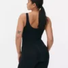 Bezszwowy body modelujący sylwetkę