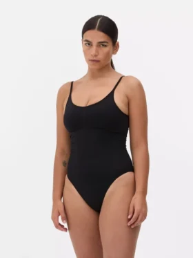 Bezszwowy, modelujący body