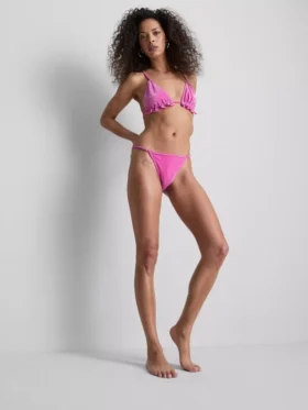 Bikini z błyszczącymi wstawkami