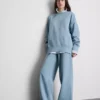 Bluza oversize z opadającymi ramionami