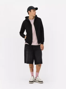 Bluza z kapturem zapinana na zamek