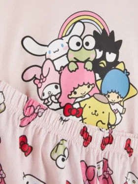 Bluzka piżamowa z nadrukiem Hello Kitty i przyjaciół