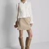 Bluzka z marszczonym dołem w stylu peplum