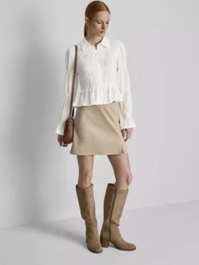 Bluzka z marszczonym dołem w stylu peplum