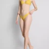 Brazylijskie figi bikini w kropki