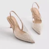 Buty na obcasie z paskiem z tyłu „Diamanta” z imitacją pereł