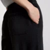 Dżinsowe spodnie dresowe o prostych nogawkach Dżinsowe spodnie dresowe o prostych nogawkach