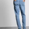 Dżinsy skinny o średniej wysokości talii