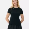 Elastyczna koszulka z okrągłym dekoltem