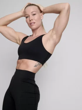 Funkcjonalny top typu crop top marki Bodysculpt
