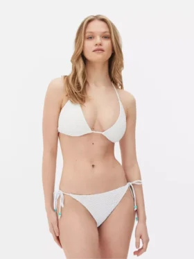 Górka bikini z szydełkowymi detalami z koralików