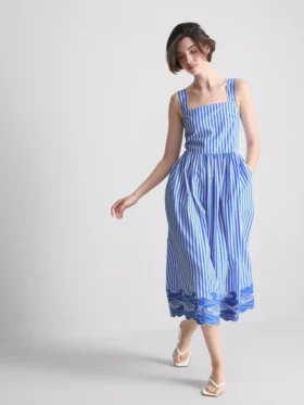 Haftowana sukienka maxi w paski