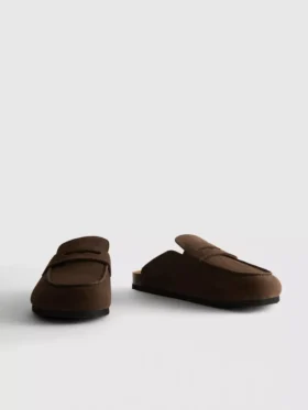 Klapki typu loafer