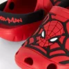 Klapki z paskiem z tyłu z motywem Spider-Mana z serii Marvel