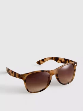 Klasyczne okulary przeciwsłoneczne typu Wayfarer
