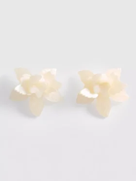 Kolczyki 3D z motywem kwiatowym Paula Echevarría
