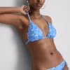 Komplet bikini z trójkątnymi stanikami wiązanymi z boku