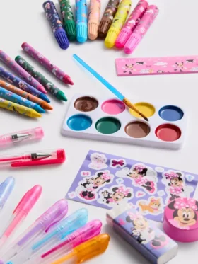 Komplet plastyczny z Myszką Minnie Disneya