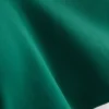 Krótka koszulka sportowa z dekoltem w serek
