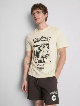 Krótki komplet piżamowy z motywem Pokemonów