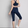 Legginsy capri z wysokim stanem, zapewniające płynne wsparcie podczas aktywności fizycznej