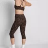 Legginsy sportowe capri w panterkę