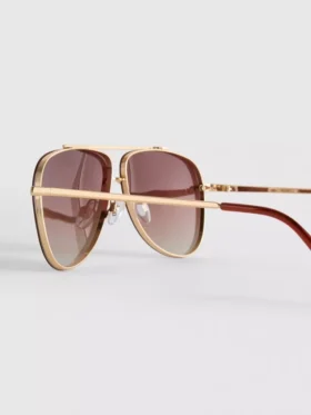 Metalowe okulary przeciwsłoneczne w stylu aviator