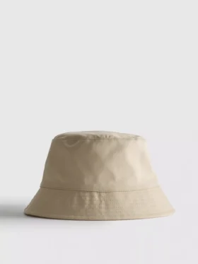 Niezbędna czapka typu bucket hat