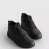 Niezbędne sneakersy z wysoką cholewką
