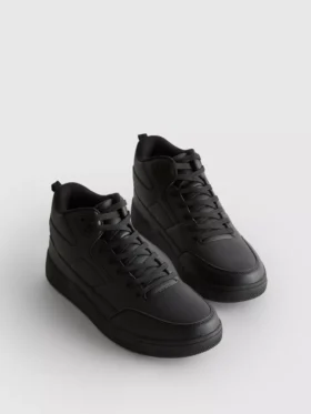 Niezbędne sneakersy z wysoką cholewką