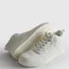 Niezbędne sneakersy z wysoką cholewką