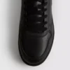 Niskie sneakersy z wstawkami