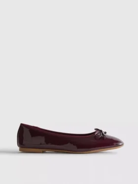 Płaskie Buty z lakierowanej skóry