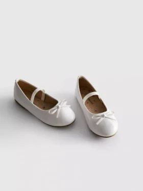 Płaskie Buty z lakierowanej skóry