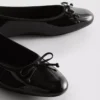 Płaskie Buty z lakierowanej skóry
