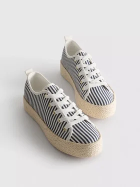 Płócienne sneakersy z płaską platformą z juty