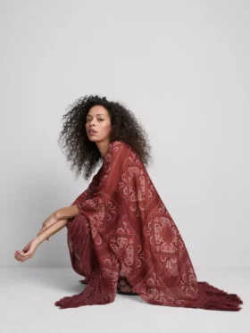 Peleryna w paisley z frędzlami