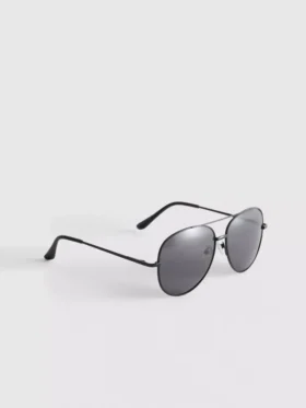 Przezroczyste okulary przeciwsłoneczne typu aviator