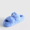 Puszyste kapcie Disneya z motywem Stitcha i podwójnymi paskami