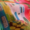 Sarong z frędzlami w tropikalny wzór