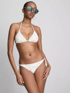 Spodenki bikini z haftem i wiązaniem z boku