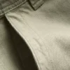 Spodnie chino o średnim stanie i luźnym kroju