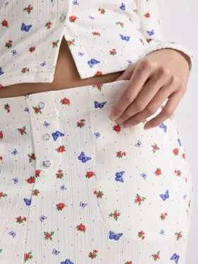 Spodnie od Piżamy w motyle z prążkowanego materiału