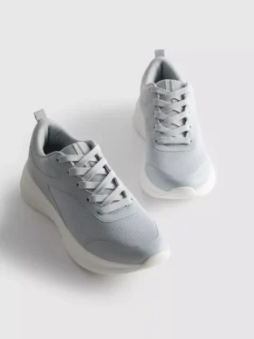 Sportowe sneakersy z siateczki