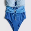 Strój kąpielowy typu bandeau z wycięciami