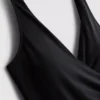 Strój kąpielowy typu wrap z efektem modelującym sylwetkę