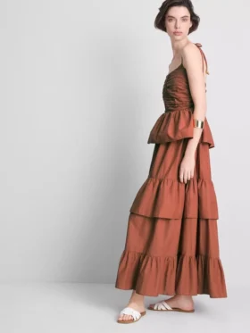 Sukienka midi z warstwowymi falbanami