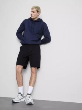 Szorty chino z dużą zawartością bawełny