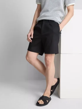 Szorty chino z kolekcji „The Edit”