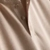 T-shirt typu henley z fakturą